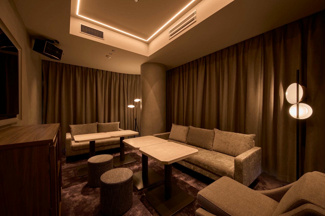 キャバクラ リオ立川 VIPルーム2